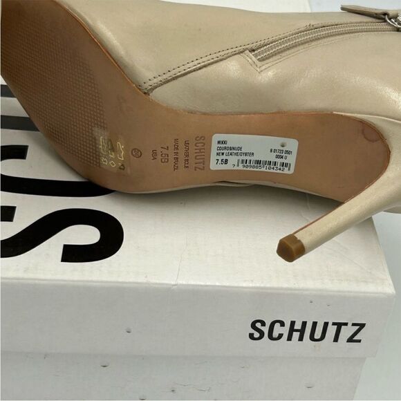 Women's Schutz , leather ankle boots size 7.5 made in Brazil - Picture 8 of 9